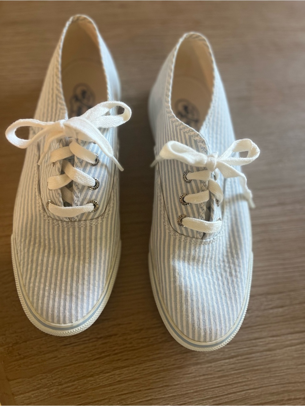 Sperry’s Top Sider - Picture 2 of 4